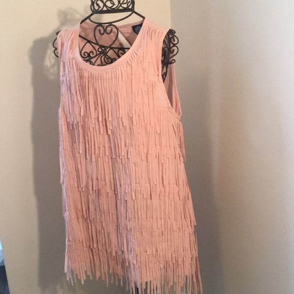 Fringe Sleeveless Blouse - Picture 3 of 6